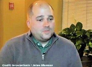 Adam Dew, attuale proprietario o "gestore" delle diapositive. Foto: Tercermillennio