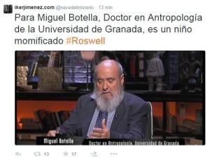Miguel Botella, anthropologist of the Granada University, is convinced: that is a mummy of a child.  